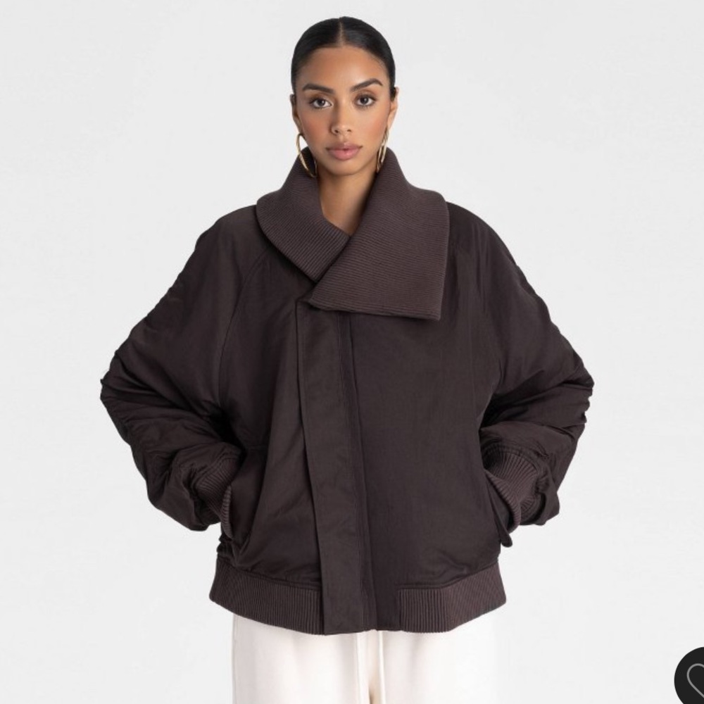KBB by Kahlana Barfield Shawl collar jacket